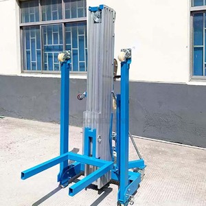 Mini élévateur de matériaux pour passages étroits, adapté aux couloirs et portes étroites, pour le transport de matériaux de construction dans les stands de centres commerciaux intérieurs. - Product Image 5