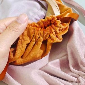 Wholesale Customized Velvet <b>Drawstring</b> <b>Pouches</b> Luxury Which Color Jewelry Velvet Gift Bag Soft Velvet Skin Care <b>Pouch</b> - Product Image 6