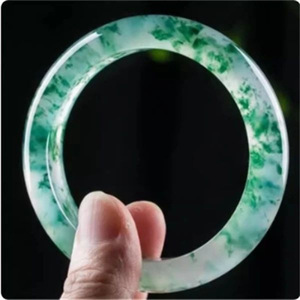 PFT Auténtica Pulsera de Jade de Cuarzo Verde Claro con Flor Flotante y Esmeralda Verde Hielo Roto, de Moda - Product Image 3