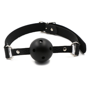 Juguetes Sexuales Eróticos BDSM, Látigo Sexy de Cuero PU, Esposas, Cuerda, Mordaza, Juego de Bondage de 7 Piezas para Adultos - Product Image 1