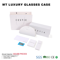 Étui de luxe personnalisé avec logo pour lunettes de vue et de soleil, en tissu blanc semi-rigide, format rectangle, idéal pour l'emballage des lunettes