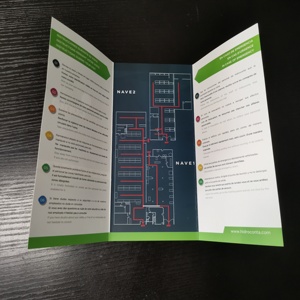 Gấp Tờ Rơi In Offset Kích Thước Tùy Chỉnh A4 Khách Sạn Tờ Rơi In 4c + 4c CMYK Pantone Glossy Giấy Nghệ Thuật - Product Image 3