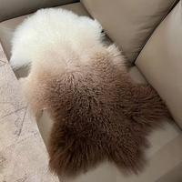 Échantillon de support de vente en gros, fourrure naturelle bouclée longue, en forme de peau de mouton du Tibet, décoration en peau de mouton de Mongolie, housse de siège, tapis