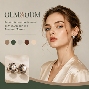 Boucles d'oreilles clous rondes personnalisées en fausses perles, style vintage bronze antique, sculptées, hypoallergéniques, cadeau pour femme - Product Image 1