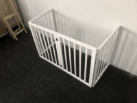 Porte autoportante pour animaux de compagnie pour escaliers, panneaux de porte pour animaux de compagnie, barrière intérieure décorative pour animaux de compagnie avec dessus arqué pour porte d'escalier SmallDog