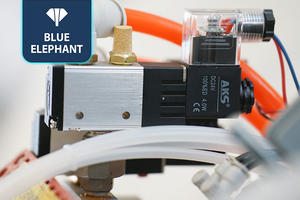 Nouvelle machine à bordurer et à tailler les chants courbes pour les ateliers de meubles sur mesure - Product Image 3