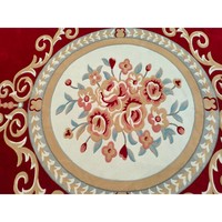Maßgefertigter Neuseeland-Wollteppich mit Handgetufteter Europäischer Klassischer Blumenmuster-Optik, Luxuriöser Roter Teppich für Hotel & Zuhause