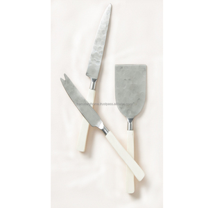 Ensemble de couteaux à fromage faits à la main en acier inoxydable avec manche en résine ensemble d'outils à fromage fournitures de cuisine en acier inoxydable - Product Image 1