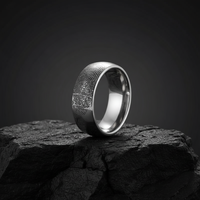 Bague de mariage pour homme THX Jewelry en tungstène bombé de 8 mm, gravée sur mesure avec empreinte digitale, décontractée/sportive, certifiée par un tiers