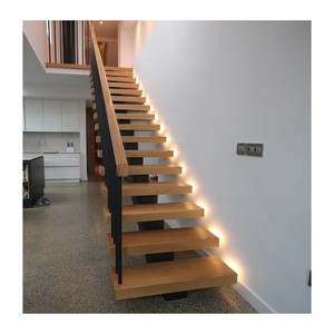 Sistema de Escaleras con Viga Central de Acero, Escalones de Madera y Barandilla de Cable - Product Image 2