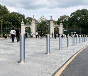 Borne de sécurité fixe en acier inoxydable de 168 mm avec bande réfléchissante bleue haute visibilité pour la sécurité des voies routières et des parkings - Product Image 3