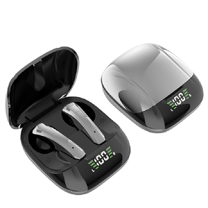 Écouteurs sans fil E68 TWS IPX4 étanches avec écran numérique et contrôle tactile LED, basses renforcées en fibre de carbone, charge inversée - Product Image 1