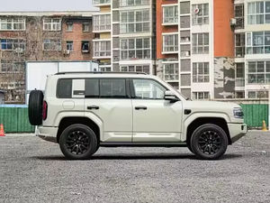 Vehículo Eléctrico de Nueva Energía 2025, BYD LEOPARD 5, Fórmula de Lujo, Vehículo Eléctrico Híbrido, Edición Gankun Super, Batería LFP, 4WD - Product Image 3