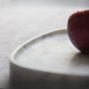 Vassoio Portaoggetti in Marmo Bianco Moderno e di Lusso Marca Stonekocc per Soggiorno e Bagno, Cosmetici, Lavabo, Ecologico - Product Image 4