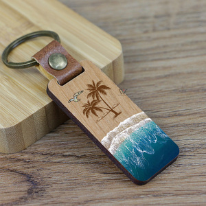 Porte-clés personnalisé <span class=keywords><strong>en</strong></span> <span class=keywords><strong>bois</strong></span> et résine gravé, porte-clés sur le thème de l'océan avec sangle <span class=keywords><strong>en</strong></span> cuir, cadeau promotionnel pour souvenir de voyage - Product Image 1