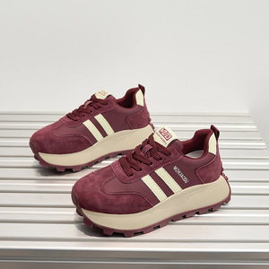Chaussures de sport haut de gamme personnalisées avec logo, chaussures de sport d'extérieur pour femmes de haute qualité, chaussures de sport décontractées simples et personnalisables - Product Image 4