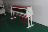 Presse à chaud à rouleaux de style simple 1,6 m avec réglage manuel et revêtement pour transfert thermique