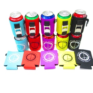ที่วางขวดเบียร์แบบพับได้พร้อมที่เปิดขวดและคาราไบเนอร์ - Product Image 4