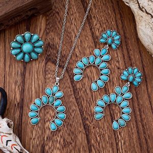 Collier Pendentif Bohème <span class=keywords><strong>Naja</strong></span> Squash Blossom Turquoise pour Femme, en Alliage Plaqué Argent avec Chaîne à Maillons et Pierre Howlite Synthétique - Product Image 2