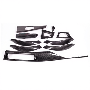 BMW F30 F36 M3 M4 スポーツカー用リアルカーボンファイバー製グロスブラックトリム付きダッシュボードインテリアアクセサリー（F31 F32 F33 F34 F80 F82対応） - Product Image 2