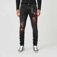 Jeans skinny pour hommes, denim noir délavé, broderie oiseau et nuage rouge, coupe slim, streetwear, vente en gros, personnalisation OEM ODM