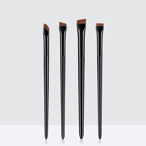 Lot de 4 pinceaux de maquillage vegan blancs et noirs : pinceau plat pour fard à paupières, pinceau eyeliner, pinceau à sourcils, pinceau biseauté en nylon - Product Image 2