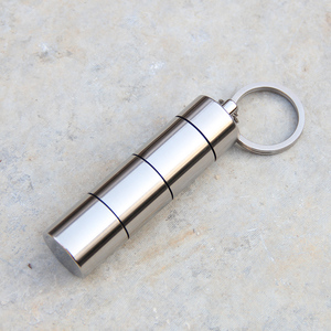 Porta <span class=keywords><strong>Pastillas</strong></span> de Titanio para Llavero, Compacto, Impermeable, con 3 Compartimentos, Estuche Pequeño para Medicamentos, para Uso Diario y Viajes - Product Image 2