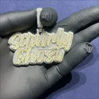 Personnalisé S925 Sterling Silver D VV Bling Glacé VVS Baguette Moissanite Diamant Cursive Lettre Nom Charmes Lettre Pendentif