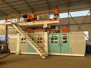Machine de soufflage automatique grande capacité GREAT <span class=keywords><strong>Geat</strong></span> 5000L pour la fabrication de réservoirs d'eau en PEHD, dotée d'un moteur et d'une pompe de pointe - Product Image 3