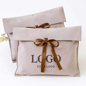 Pochette de protection pour téléphone portable en velours de luxe avec rabat, personnalisable avec logo, recyclable, idéale pour les fêtes et les anniversaires – Vente directe usine - Product Image 4
