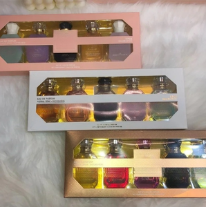 Perfume Líquido Eau de Parfum al por Mayor, Set de 4 x 30 ml, Caja de Regalo Premium, Mini Perfume en Spray de Larga Duración para Mujer, Aroma Floral y Frutal Moderno - Product Image 6