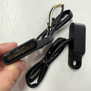 Luz de Giro para Motocicleta 12V con Base de Aluminio, Se Vende en Pares - Product Image 3