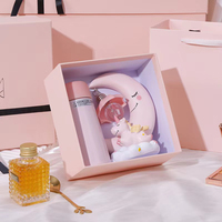 Boîte en carton recyclable pour flacon de parfum magnétique Omi, design personnalisé, faible MOQ, revêtement UV, laminage mat, gaufrage, options OEM