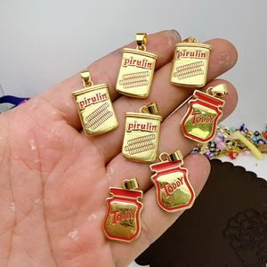 Colgante de Comida Enlatada de Enamel Martin and Popes. Colgante de Esmalte Bañado en Oro con Temática de Bebidas Venezolanas - Product Image 5