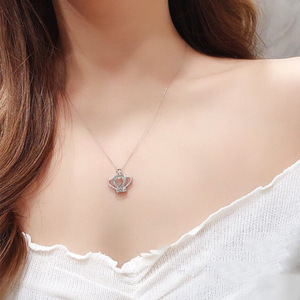 Collana con Ciondolo a Forma di Cuore e Corona per Donne, Elegante Regalo per le Feste, Accessorio di Moda - Product Image 4