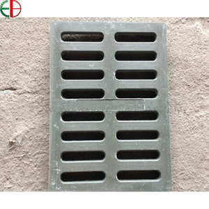 Grille de couvercle de manhole et de drain en <span class=keywords><strong>fonte</strong></span> ductile robuste, norme EN124, pour caniveau d'évacuation des <span class=keywords><strong>eaux</strong></span> <span class=keywords><strong>pluviales</strong></span> et égouts routiers - Product Image 2