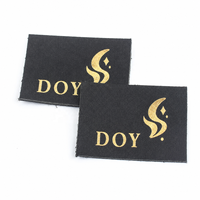 Étiquettes personnalisées pour veste en cuir véritable noir avec logo de marque imprimé en feuille métallisée