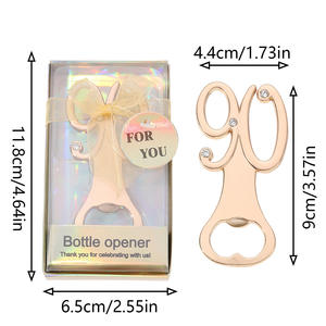 Simpatici apribottiglie per birra a forma di numero 16/18/20/21/35/45/55/65/75/90 a forma di bottiglia di <span class=keywords><strong>compleanno</strong></span> in oro rosa regali di ritorno per gli ospiti - Product Image 1