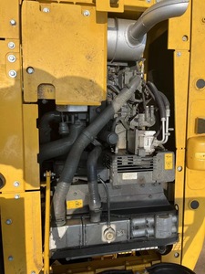 Excavatrice d'occasion Komatsu PC130-8 de qualité supérieure, 13 tonnes, prête à l'emploi, certifiée CE. - Product Image 5