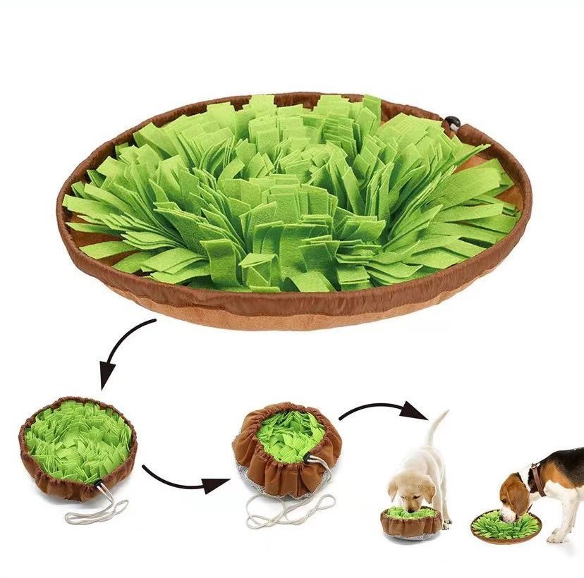 Vert gazon, une pièce.