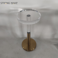 Nouvelle table d'appoint ronde au design moderne, table de chevet en acrylique transparent avec base en laiton doré, table basse en acrylique