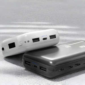 พาวเวอร์แบงค์พกพาขนาด 10000mAh พร้อมระบบชาร์จเร็ว 20W สีดำ/ขาว ได้รับการรับรองมาตรฐาน CE/FCC ช่องเสียบ Type-C  รับทำโลโก้ตามสั่ง - Product Image 4