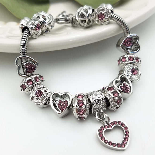 มิถุนายน