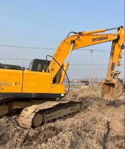 Excavatrice sur pneus Hyundai 215-7 d'occasion, 21 tonnes, équipement de construction lourd avec moteur, boîte de vitesses, pompe, prix bas en promotion - Product Image 5