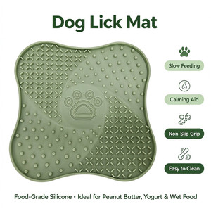 Nouveau tapis à lécher en silicone pour chien, écologique, compagnon de bain et coussin à lécher avec ventouses puissantes pour chats et chiens - Product Image 3