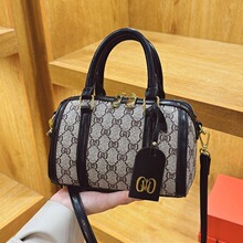 Nouveau <span class=keywords><strong>Sac</strong></span> à <span class=keywords><strong>Main</strong></span> Rétro Chic Style Hong Kong 2024 pour Femme – <span class=keywords><strong>Sac</strong></span> Bandoulière Élégant - Product Image 3