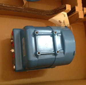 Contrôleur de terrain à distance Miro Mootin 3700 et débitmètre Coriolis - Product Image 4