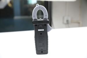 Calibrador de alta precisión y alta eficiencia MAKLE, pinza amperimétrica digital LCD, medidor de 600A, medida de resistencia de voltaje actual - Product Image 2