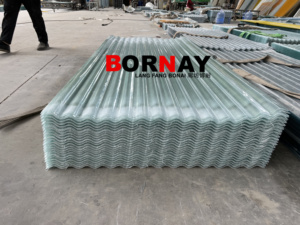 Panneau renforcé en fibre de verre, panneau ondulé en PRV, panneaux de toiture en plastique pour l'extérieur, pour les puits de lumière des centres commerciaux, les auvents d'hôtels - Product Image 2