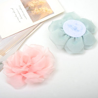 Venta al por mayor hecha a mano 8cm Organza cinta roseta flor prefabricada Rosa flor multicolor para decoración suministro y regalo Toppers